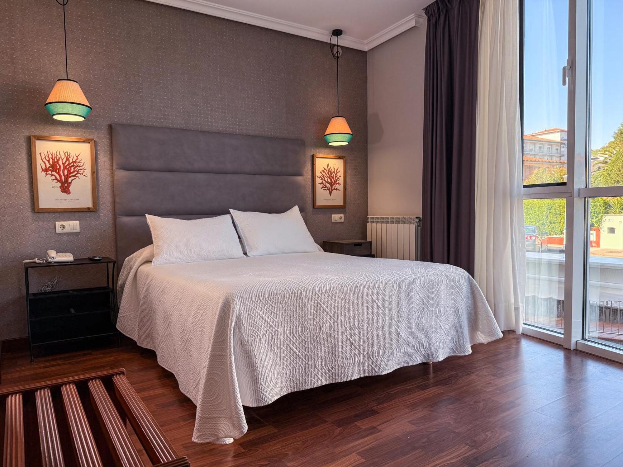 Hotel Verdemar Ribadesella Exteriör bild