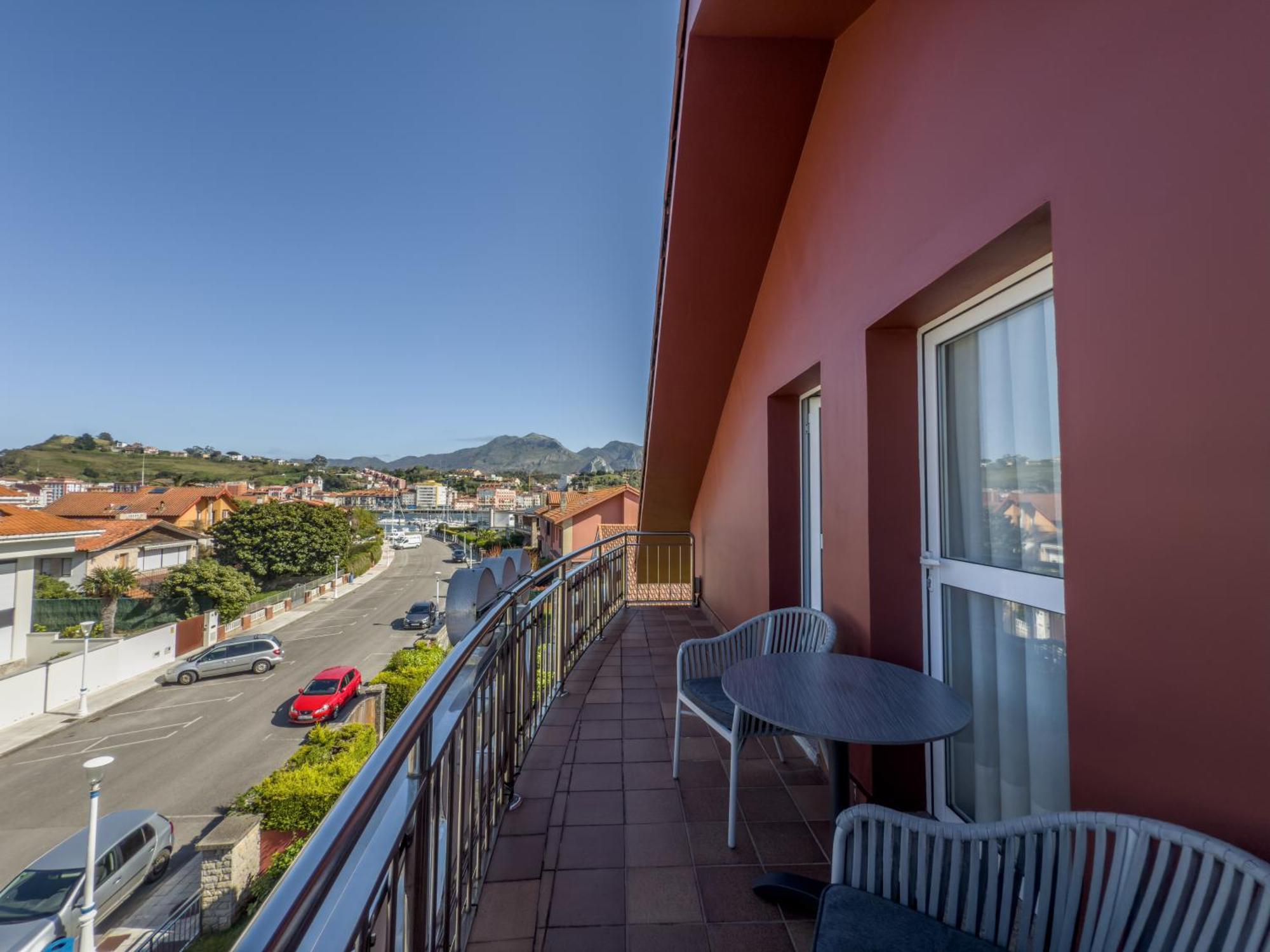 Hotel Verdemar Ribadesella Exteriör bild